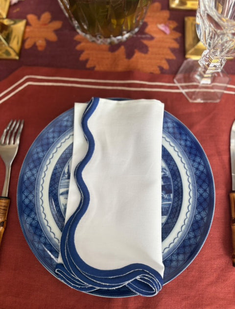 Scalloped White Cotton Napkins Blue Edge (set of 5)