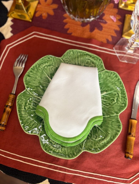 Scalloped White Cotton Napkins Green Edge (set of 6)