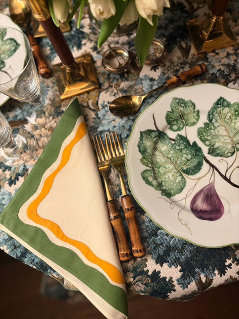 Victoria Limited Edition Appliqué Placemats & Dinner Napkins (8 sets/16 pieces)