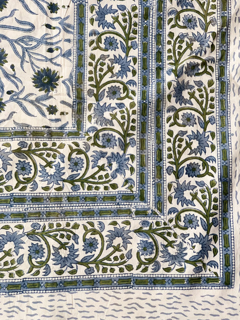 Print Table Cloths | Daisy Table Cloth | DLIFESTYLEUK